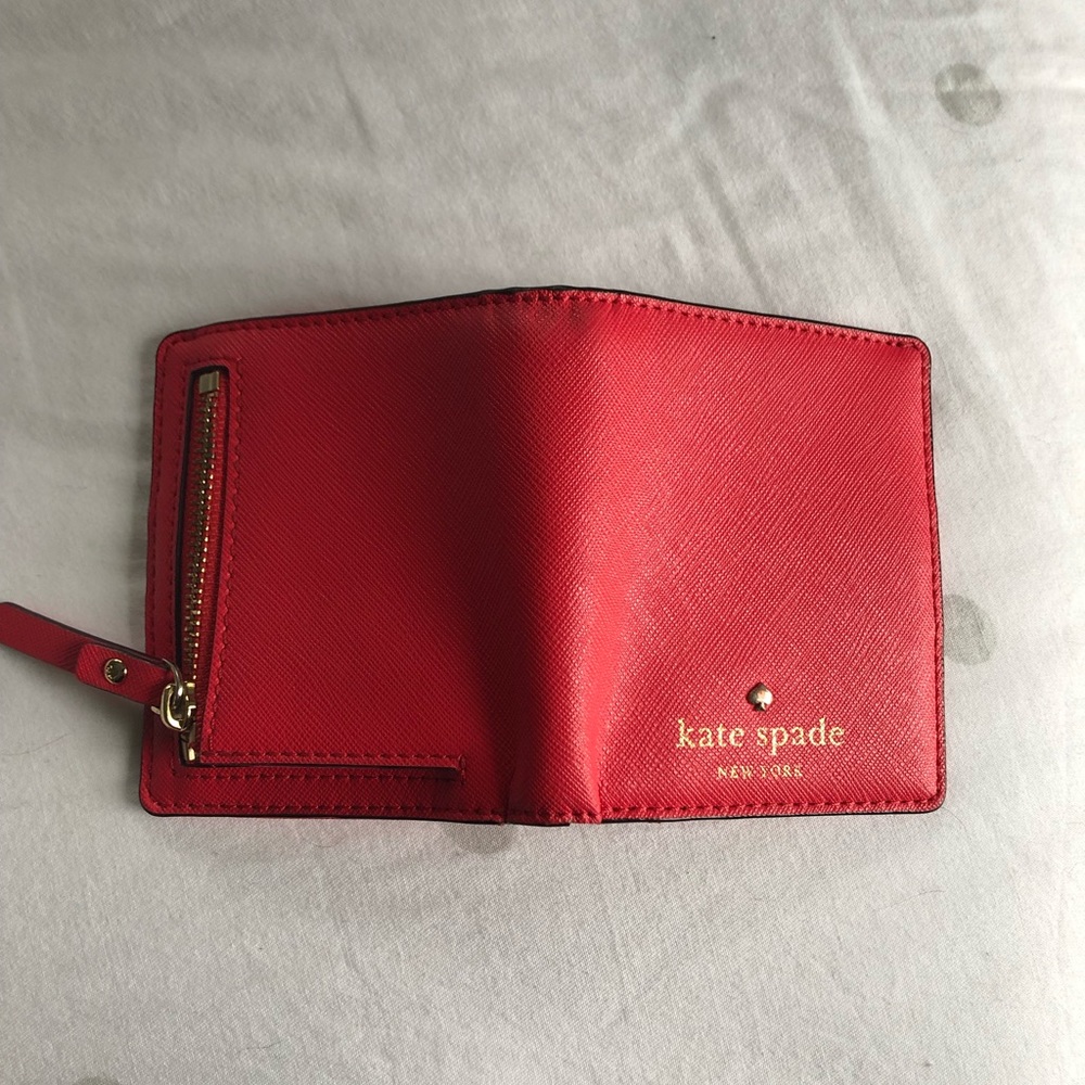 Kate Spade Wallet - Picture 2 of 6